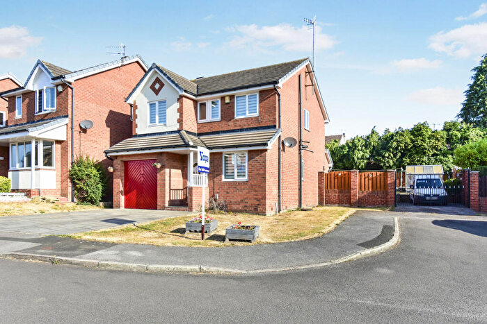 4 Bedroom Detached House For Sale In Wentworth Drive, Rotherham, S62