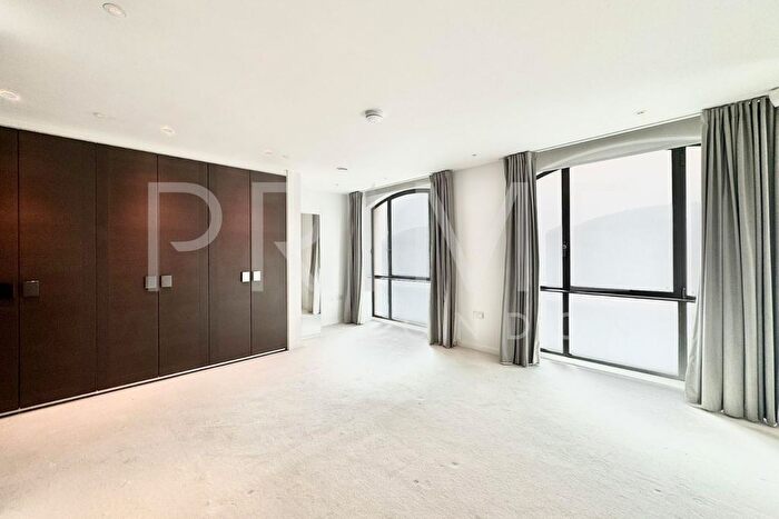 2 Bedroom Flat To Rent In Chelsea Wharf Residences, Lots Road, Chelsea, SW10