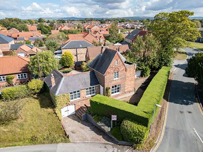 3 Bedroom Detached House For Sale In Church Road, Stamford Bridge, York, YO41