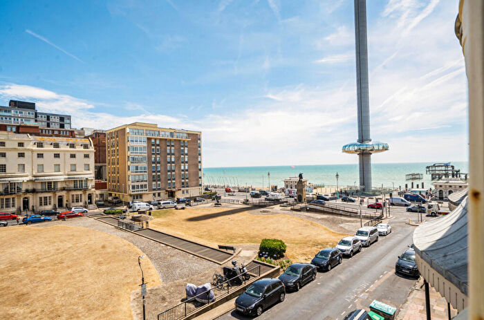 1 Bedroom Apartment For Sale In Regency Square, Brighton, East Sussex, BN1