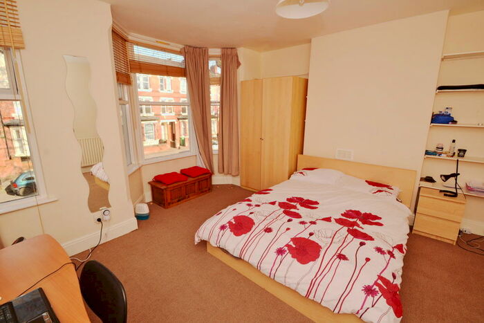 4 Bedroom Detached House To Rent In Radford Boulevard, Radford, Nottingham, NG7