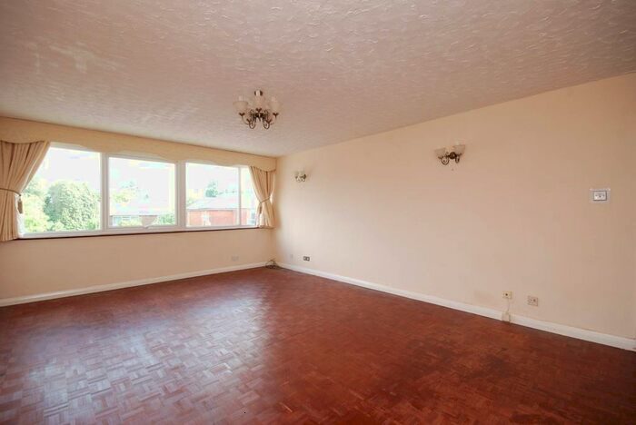 2 Bedroom Flat To Rent In Salisbury Avenue, Finchley, London, N3