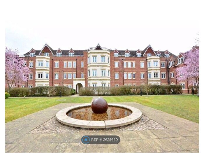 1 Bedroom Flat To Rent In The Cloisters, Guildford, GU1