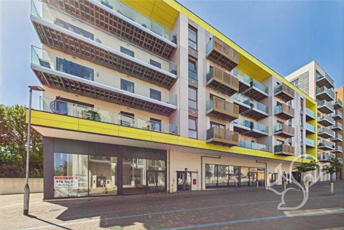2 Bedroom Flat For Sale In Cunard Square, Chelmsford, CM1