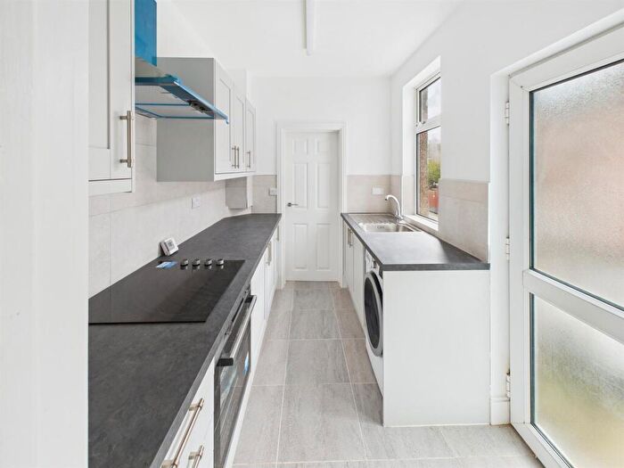 2 Bedroom Terraced House To Rent In Melbourne Road, Earlsdon, Coventry, CV5