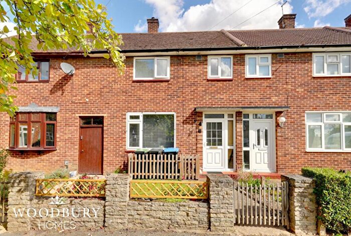 3 Bedroom Terraced House For Sale In Collard Green, Loughton, IG10