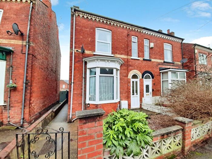 3 Bedroom Semi Detached House For Sale In Arthur Road, Gainsborough, DN21