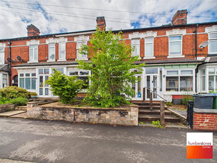 3 Bedroom Terraced House For Sale In Park Road, Bearwood, B67