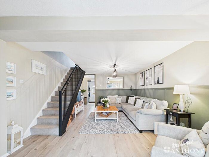 2 Bedroom Terraced House For Sale In Isis Walk, Leighton Buzzard, LU7