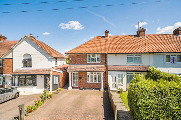 2 Bedroom End Of Terrace House For Sale In Highters Heath Lane, Birmingham, West Midlands, B14