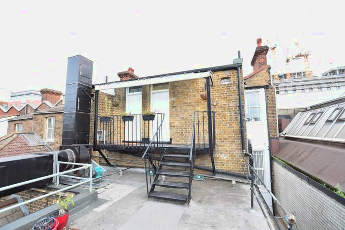 2 Bedroom Flat To Rent In High Street, Sutton, SM1