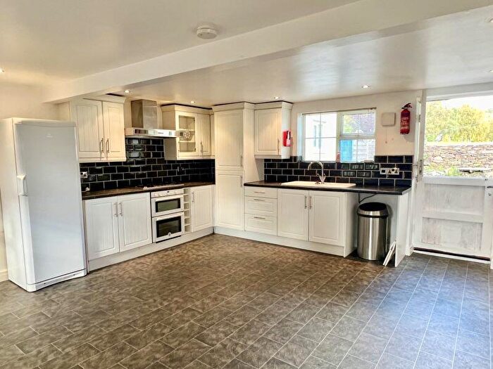 2 Bedroom Detached House For Sale In Goosehouse Green, Romiley, SK6
