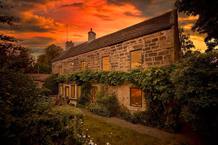 5 Bedroom Detached House For Sale In Grange Court, Badsworth, WF9