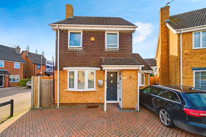 3 Bedroom Detached House For Sale In Bowbrookvale, Luton, Bedfordshire, LU2