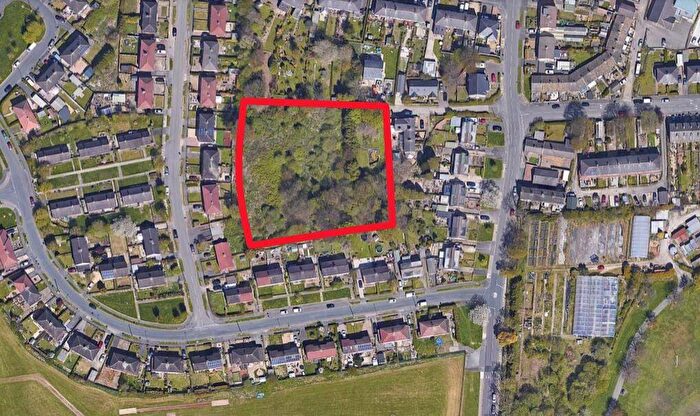 1 Bedroom Land For Sale In Land West Of To, Far Hills, Bradford, Bradford, BD6