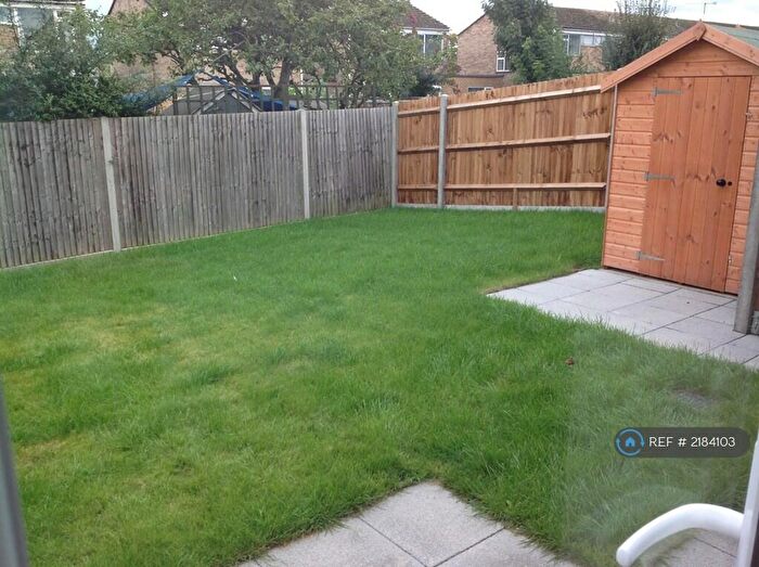 3 Bedroom Semi-Detached House To Rent In Tilia Close, Windsor, SL4