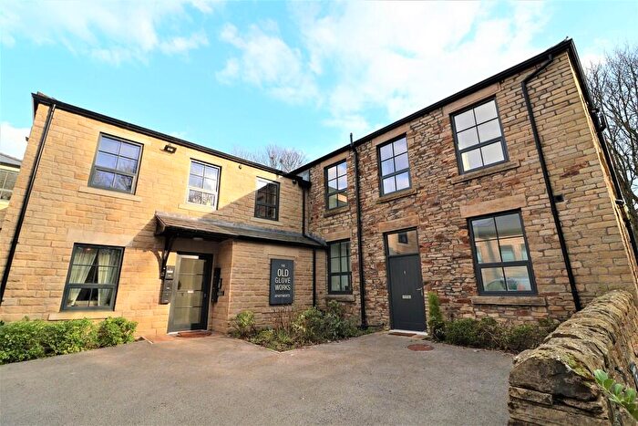 2 Bedroom Apartment To Rent In The Old Glove Works, Glossop, SK13