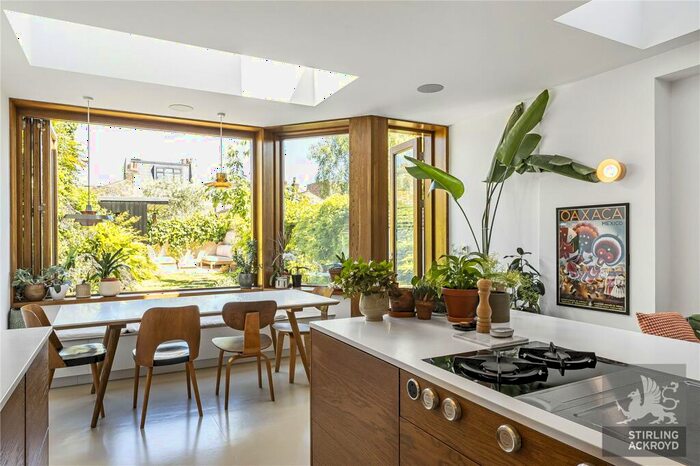 4 Bedroom Terraced House To Rent In Blurton Road, Clapton, Hackney, London, E5