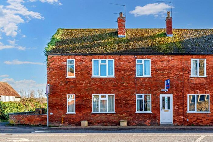 3 Bedroom End Of Terrace House For Sale In Stratford Road, Shipston On Stour, CV36