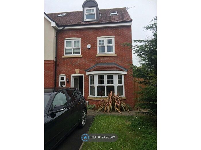 4 Bedroom End Of Terrace House To Rent In Violet Croft, Bebington, Wirral, CH63