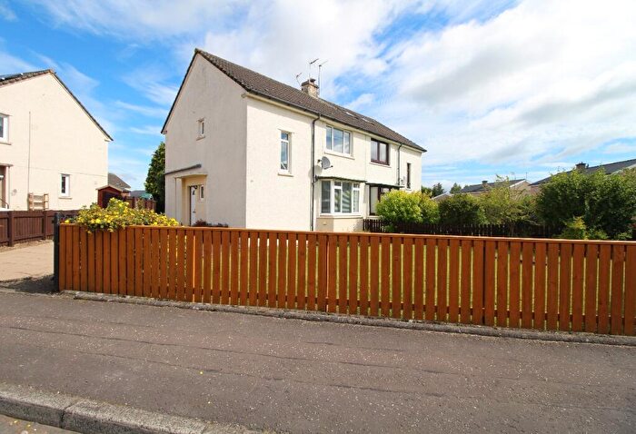 3 Bedroom Semi-Detached House To Rent In Randolph Crescent, Whins Of Milton, Stirling, FK7