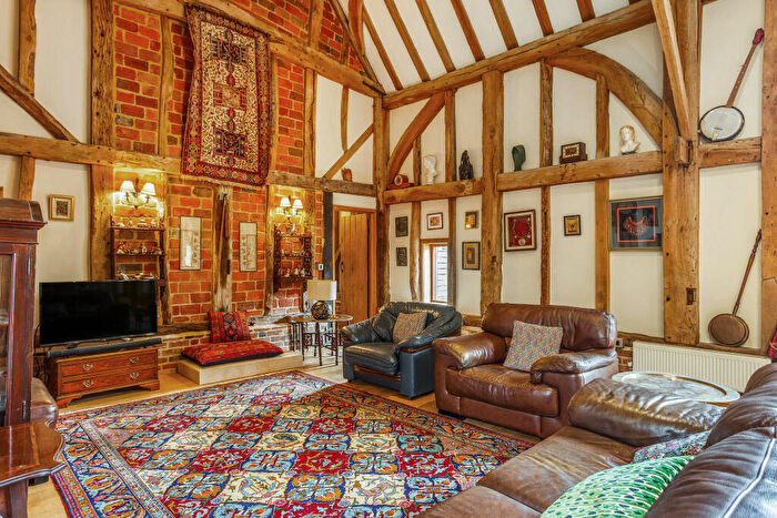 4 Bedroom Barn Conversion For Sale In West End Farm Barn, Mattingley, RG27