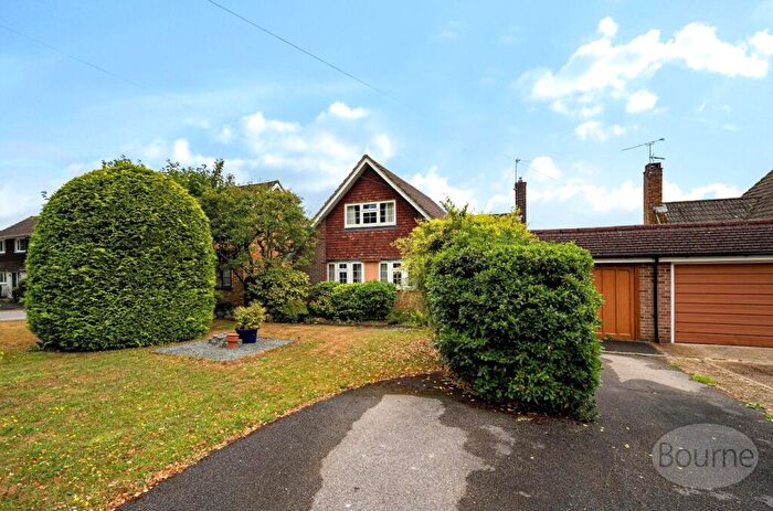 4 Bedroom Detached House For Sale In Oakland Avenue, Farnham, Surrey, GU9