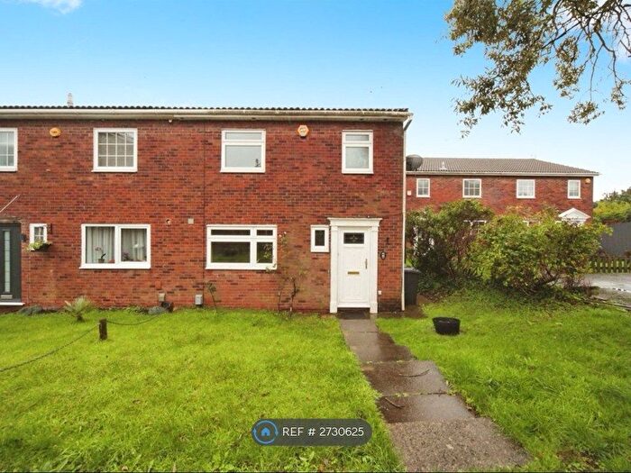 3 Bedroom Semi-Detached House To Rent In Barford Rise, Luton, LU2