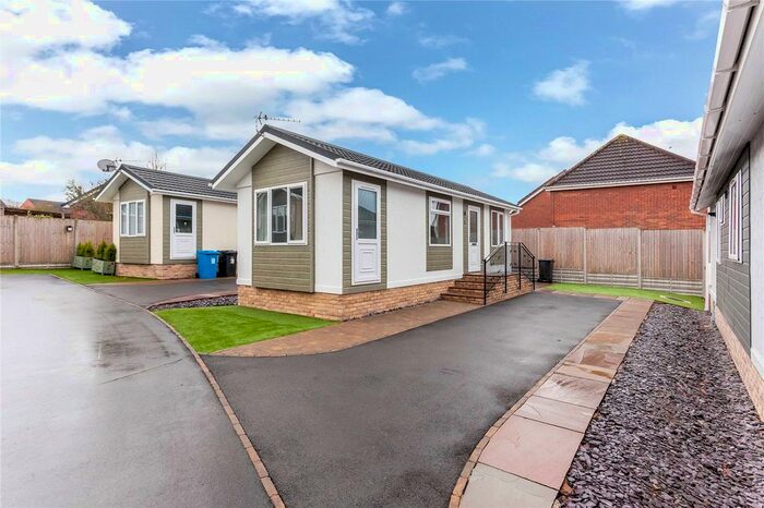 1 Bedroom Bungalow For Sale In Featherstone Park, New Road, Featherstone, Wolverhampton, WV10