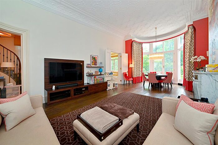 5 Bedroom Flat For Sale In Belsize Park Gardens, Belsize Park, NW3