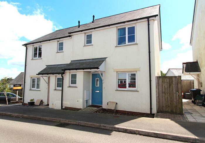 2 Bedroom House For Sale In St Ann`s Chapel, Gunnislake., PL18