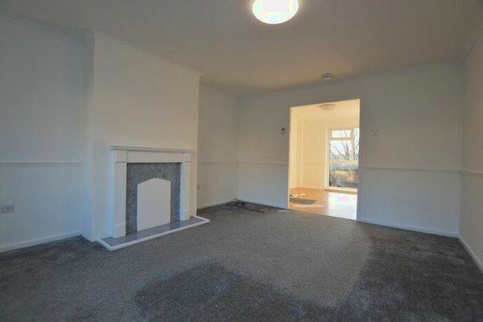 3 Bedroom Semi-Detached House To Rent In Hough End Court, Leeds, LS13