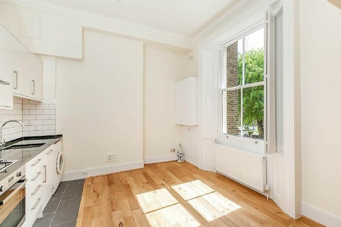 1 Bedroom Flat To Rent In Sutherland Avenue, Maida Vale, W9