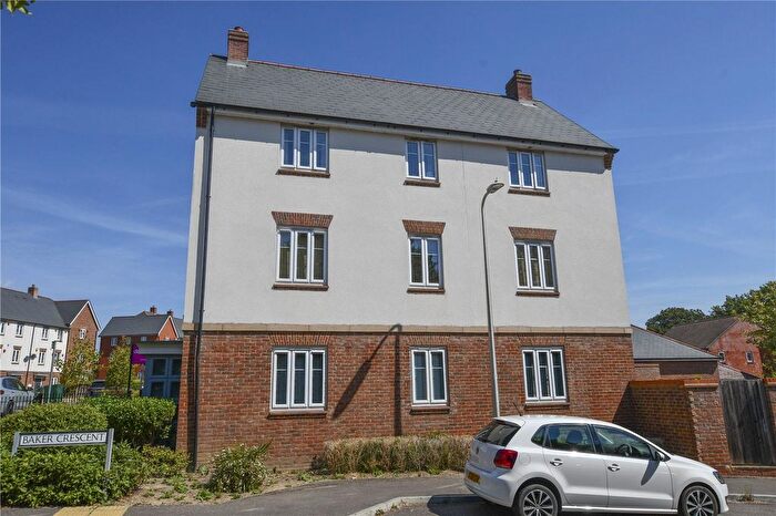 2 Bedroom Flat For Sale In William Heelas Way, Wokingham, Berkshire, RG40
