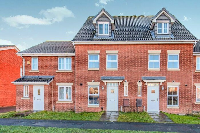 3 Bedroom Semi-Detached House To Rent In Carlton Moor Crescent, Darlington, County Durham, DL1