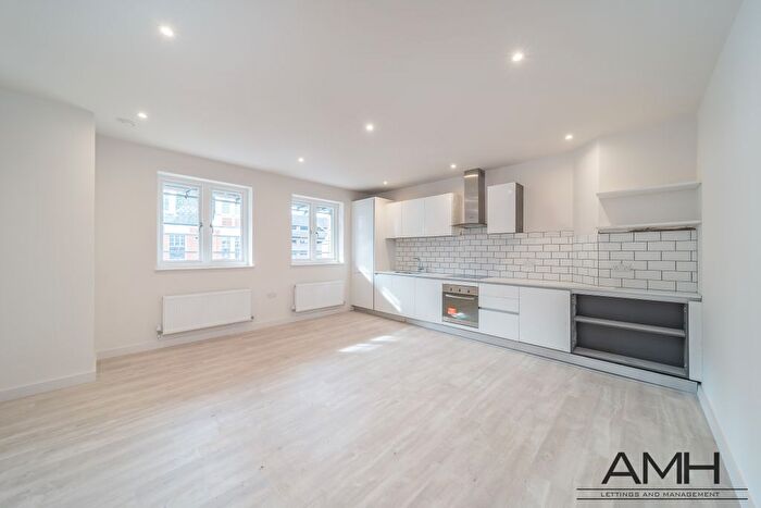1 Bedroom Flat To Rent In Cleveland Street, London, W1T