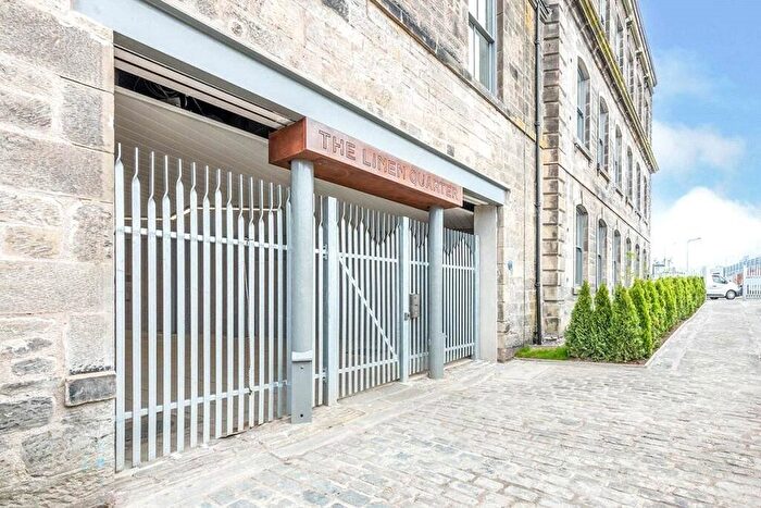 2 Bedroom Flat For Sale In Pilmuir Street, Dunfermline, KY12