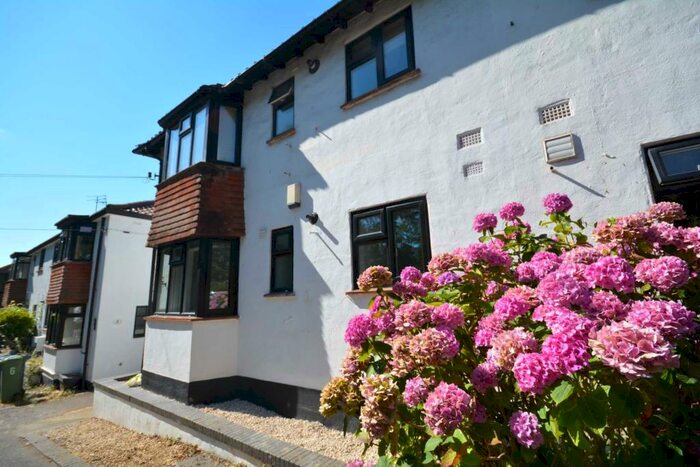 2 Bedroom House To Rent In Parsonage Place, Amersham, HP7