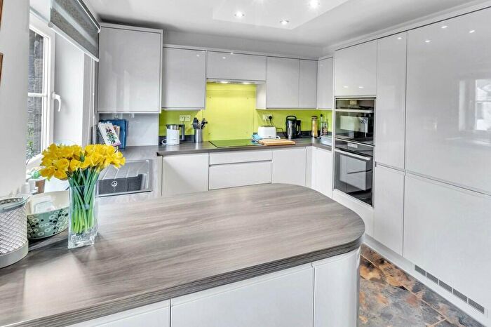 4 Bedroom Semi-Detached House For Sale In Ivy Place, Portsmouth, Todmorden, OL14