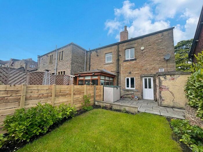 2 Bedroom End Of Terrace House For Sale In High Street, Clayton West, HD8
