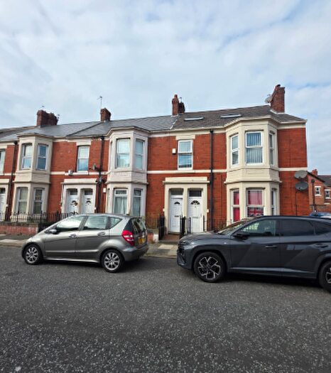 Flat To Rent In Wingrove Avenue, Newcastle Upon Tyne, NE4