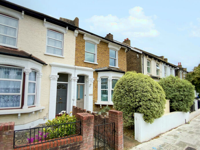 2 Bedroom Maisonette To Rent In Ondine Road, London, SE15