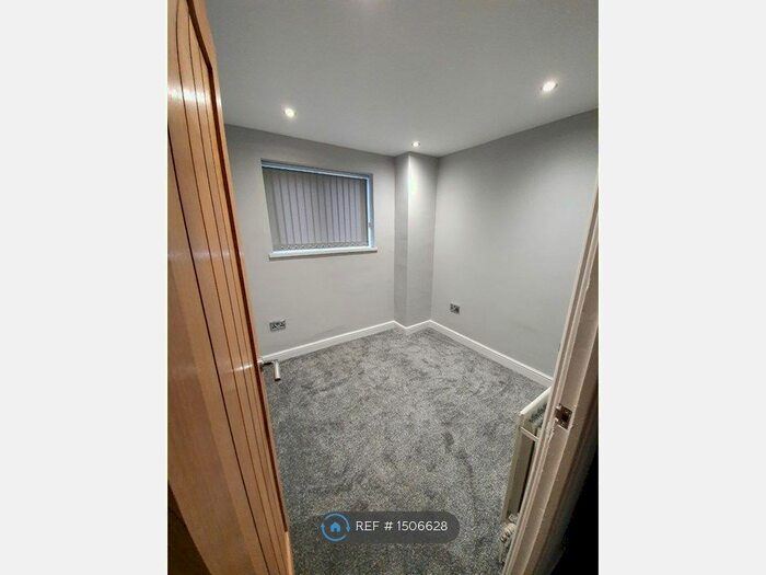 3 Bedroom Bungalow To Rent In St Georges, New Marske, TS11