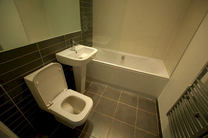 2 Bedroom Apartment To Rent In Bentinck Street Bolton Lancashire, BL1