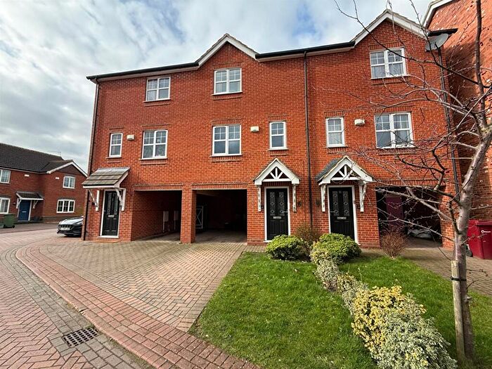 2 Bedroom Property To Rent In Mill View, Barton-Upon-Humber, DN18