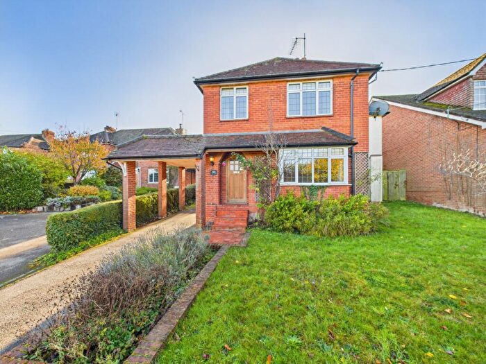 4 Bedroom Detached House To Rent In Whielden Lane, Winchmore Hill, Amersham, Buckinghamshire, HP7