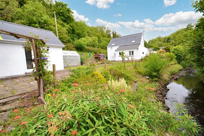 4 Bedroom Detached House For Sale In Cwmfelin Boeth, SA34