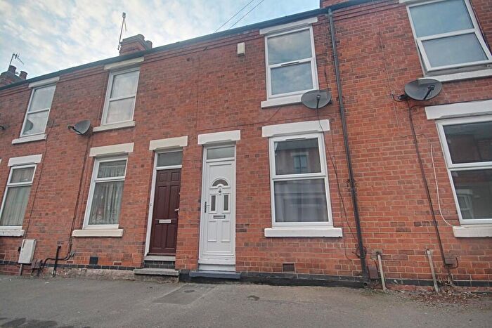2 Bedroom Terraced House To Rent In Reigate Road, Nottingham, NG7