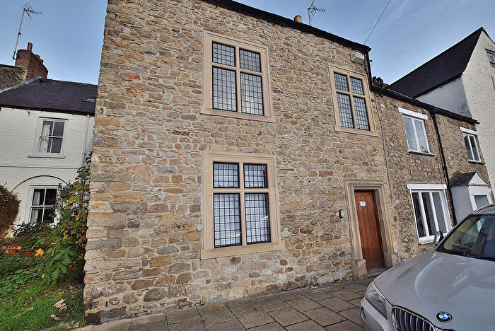 2 Bedroom Cottage To Rent In The Green, Richmond, DL10