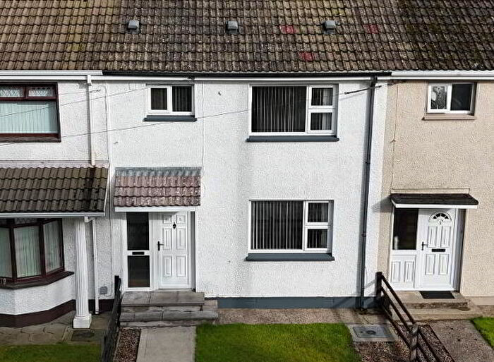 4 Bedroom Mid Terraced House For Sale In Verner Park, Castlederg, BT81